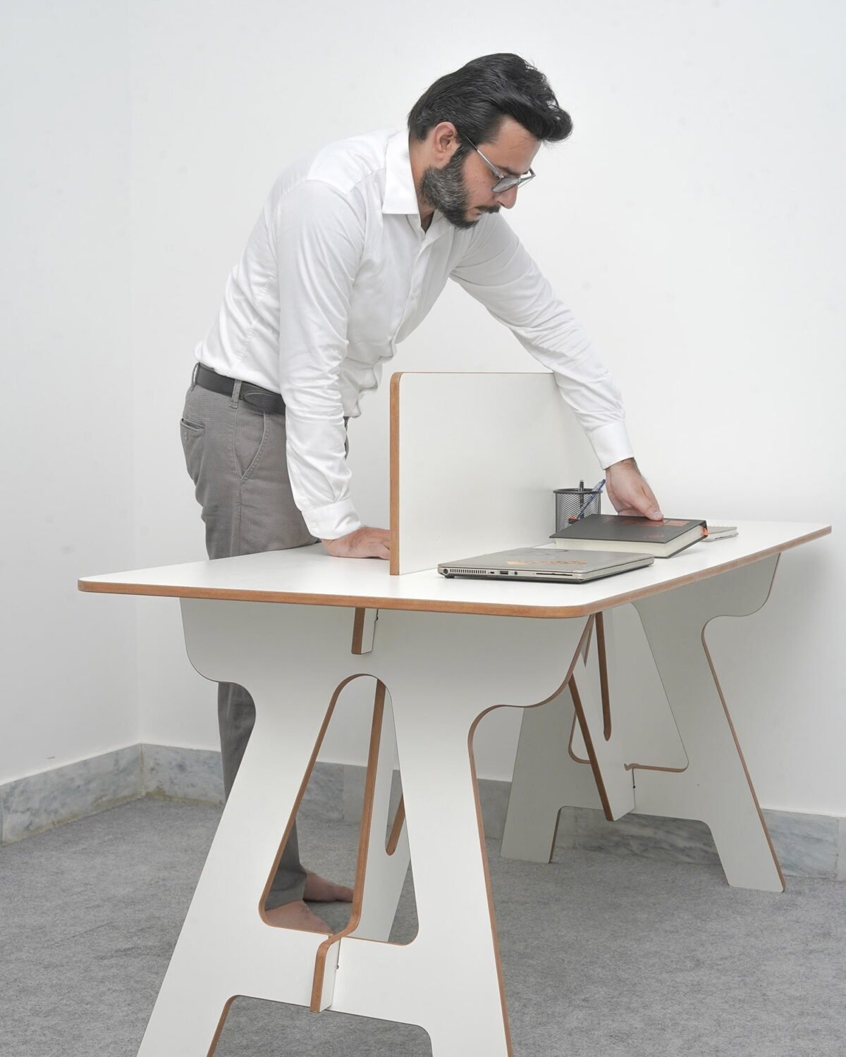 Workstation Built-in Desk - Image 10